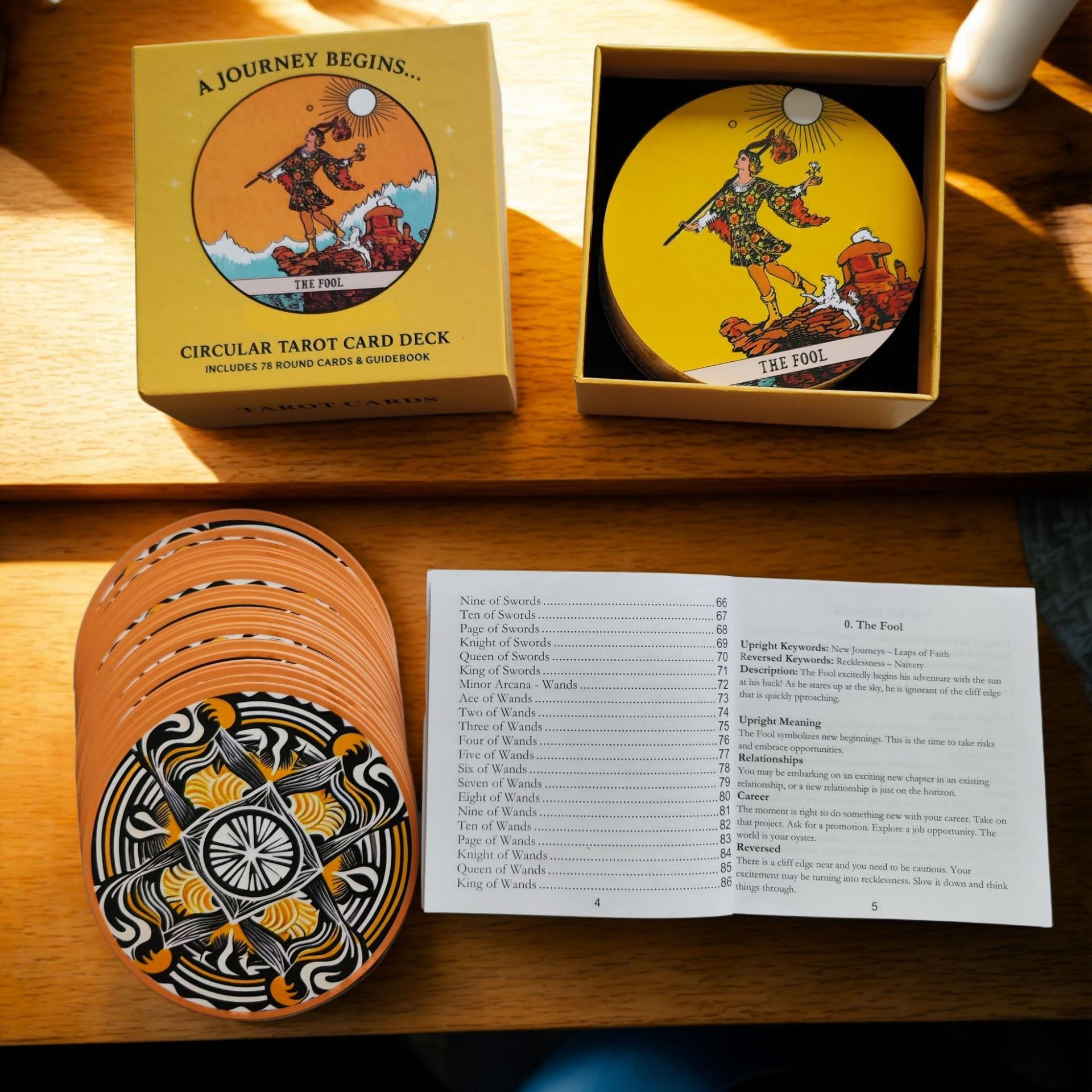 Tarot Cards Deck With Guidebook - Circulaire Tarotkaarten Set met 78 Ronde